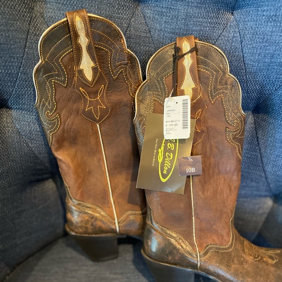 Cowboy boots - Picture 2 of 3